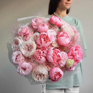 “Sugar Meringue” Trio Bouquet
