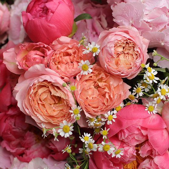“Gardens of Babylon” Trio Bouquet