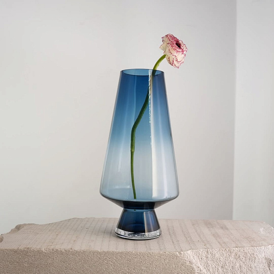 “Aphrodite” Vase