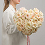 “Pure charm” Mono Bouquet
