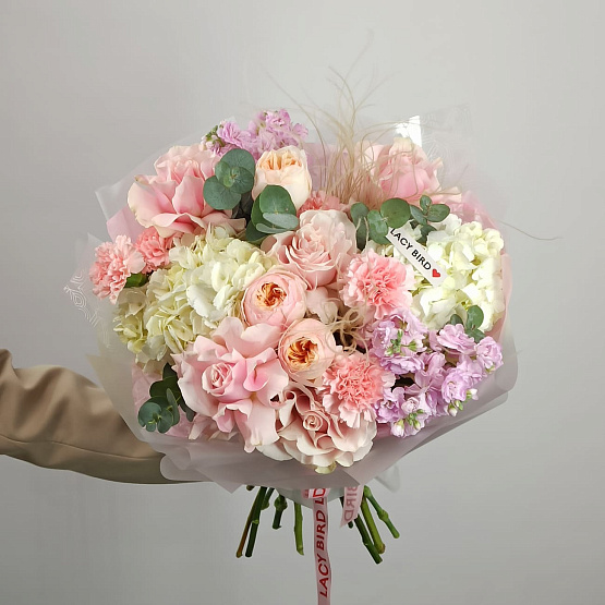 “Sweet Thrill” Signature Bouquet
