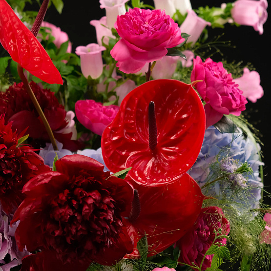 Композиция в вазе «Полет журавля»