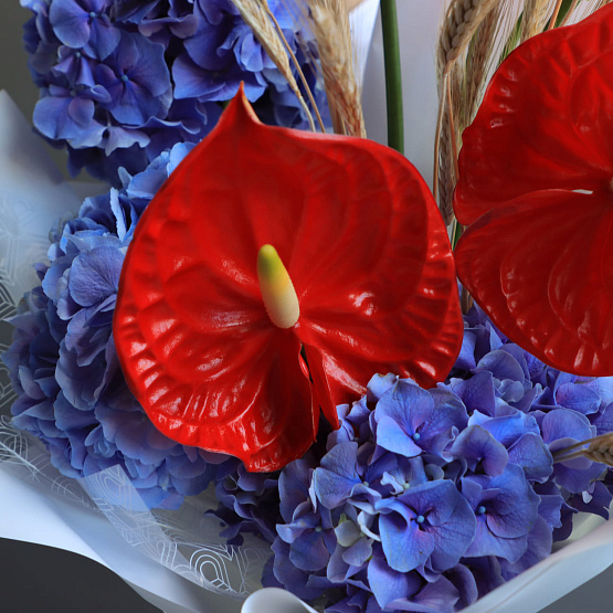 “Brave Heart” Signature Bouquet