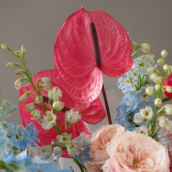 “Gentle Radiance” Signature Bouquet
