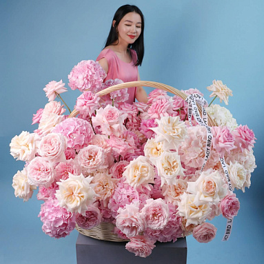 “Rose Wine” Flower Basket