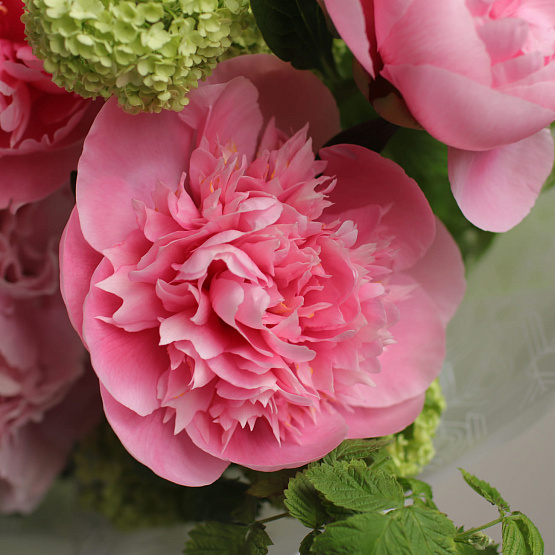 “Summer Kiss” Signature Bouquet