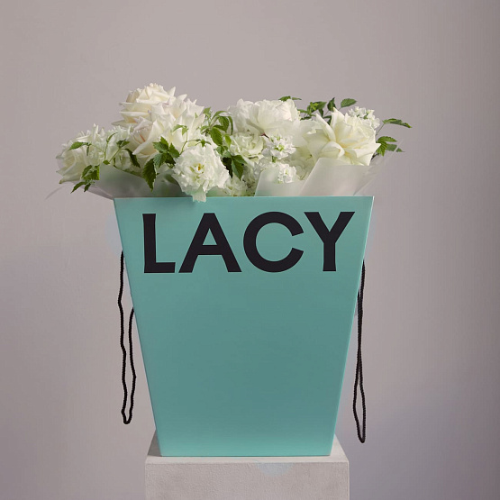 “Moonlight” Signature Bouquet