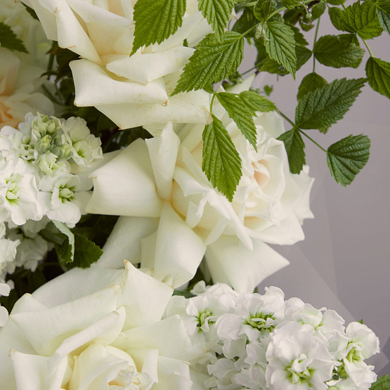 “Moonlight” Signature Bouquet