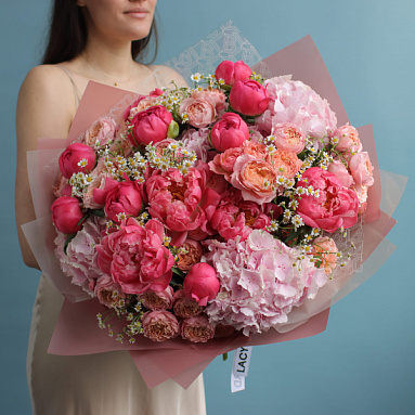 “Gardens of Babylon” Trio Bouquet