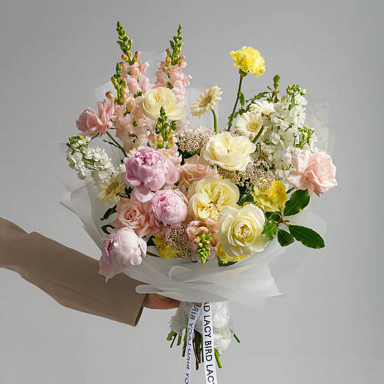 “Lemon Pie” Signature Bouquet