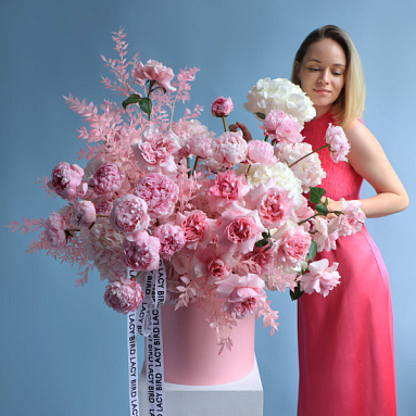 “Barbie's Dream” Flower Box