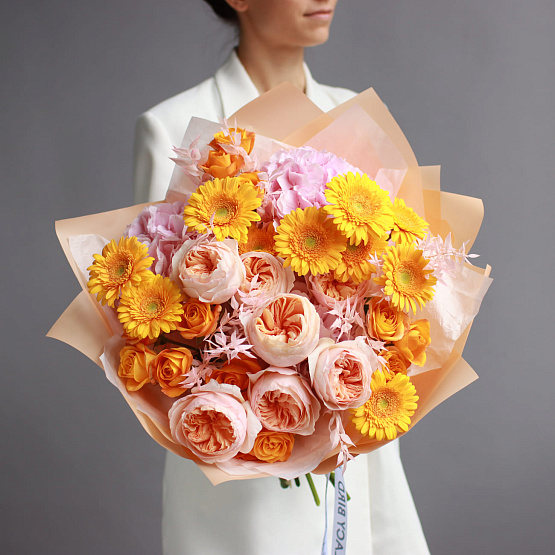 “Sunwheel in hands” Bouquet