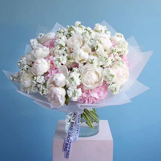 “Touching” Trio Bouquet