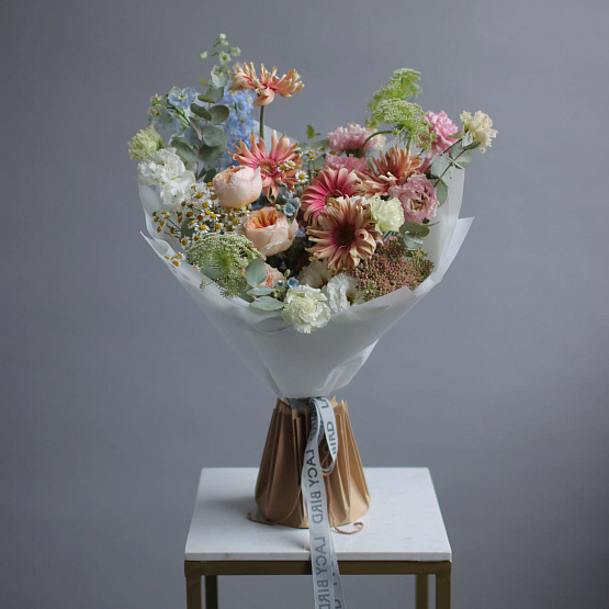 “Lacework” Signature Bouquet