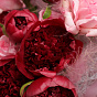 “Stranger” Duo Bouquet