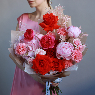 “Caprice” Signature Bouquet