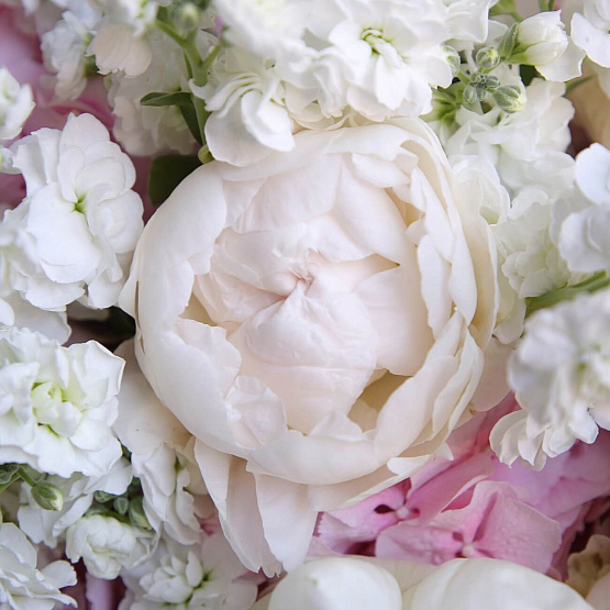 “Touching” Trio Bouquet