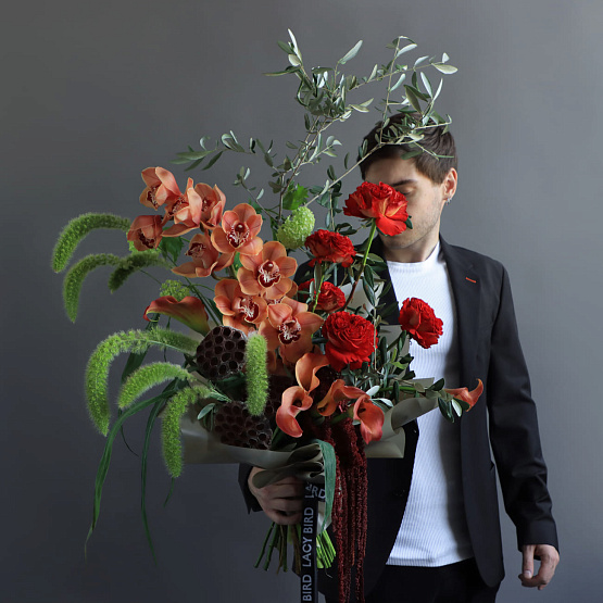 “Zeus” Signature Bouquet