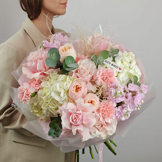 “Sweet Thrill” Signature Bouquet