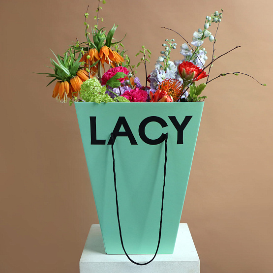 “Hummingbird's Wingbeat” Signature Bouquet