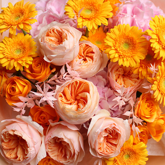 “Sunwheel in hands” Bouquet