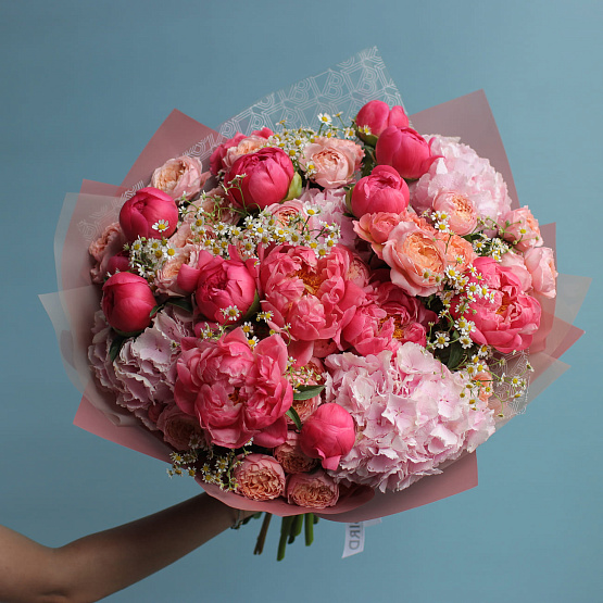 “Gardens of Babylon” Trio Bouquet