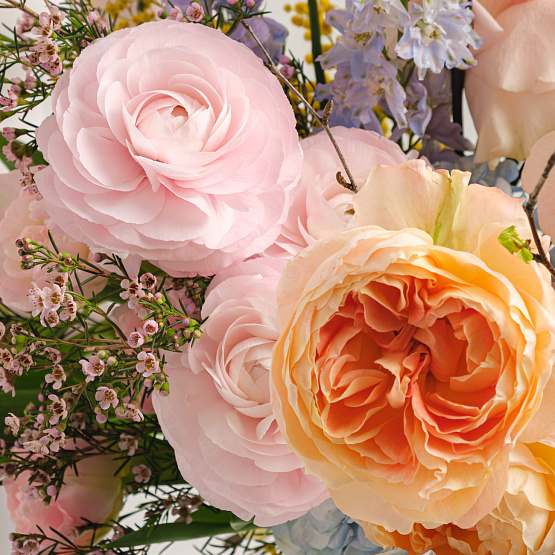 “Spring Whim” Signature Bouquet
