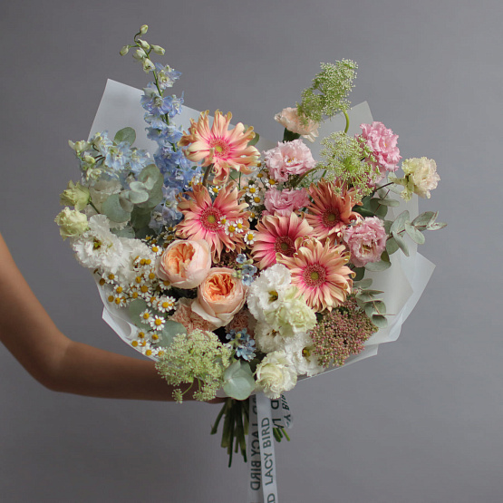 “Lacework” Signature Bouquet