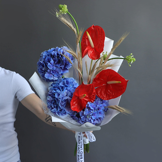 “Brave Heart” Signature Bouquet