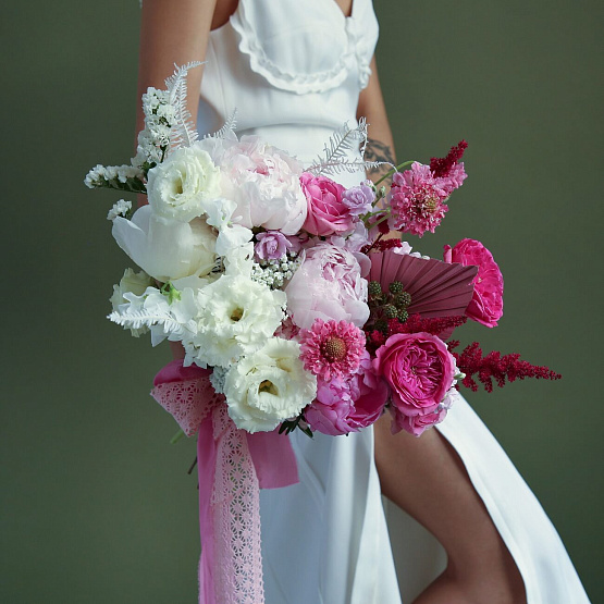 “Pink Gradient” Bridal Bouquet